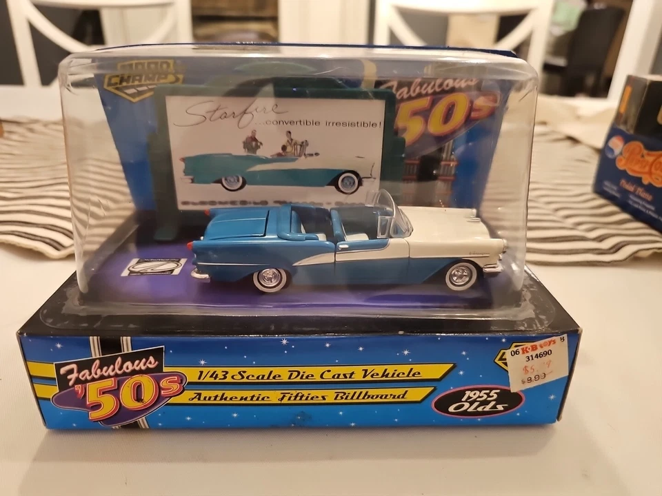 Road Champs 1955 Oldsmobile Starfire 可调式压铸汽车 1/43 比例 — 第 2/4 张图片
