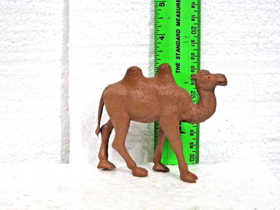 MODEL POWER G SCALE ANIMAL CAMEL #1670 - Image 2 of 4