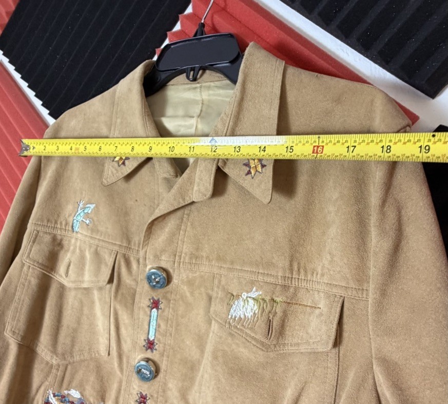 Varon Collared Button Front Tan Western Embroider… - image 5