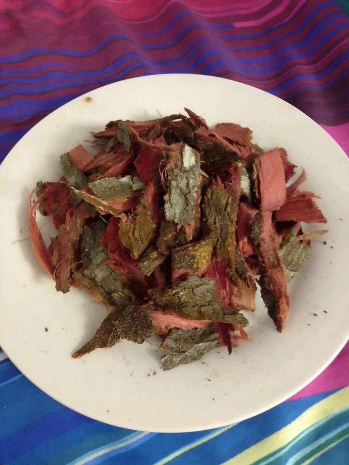 Tinte de cuero natural RB en polvo o trozos 500 g Foto 3 de 4