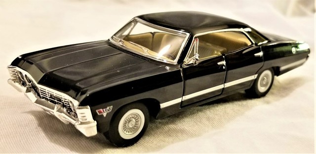Kinsmart chevrolet impala
