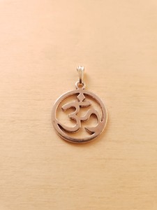 Om Anhanger Fur Ketten Goa Buddhismus Indien Schmuck Deko Charms Silber Ebay