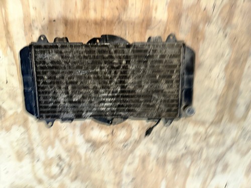 89-90 YAMAHA FZR600 ENGINE RADIATOR MOTOR COOLER COOLING RADIATER - Picture 5 of 5