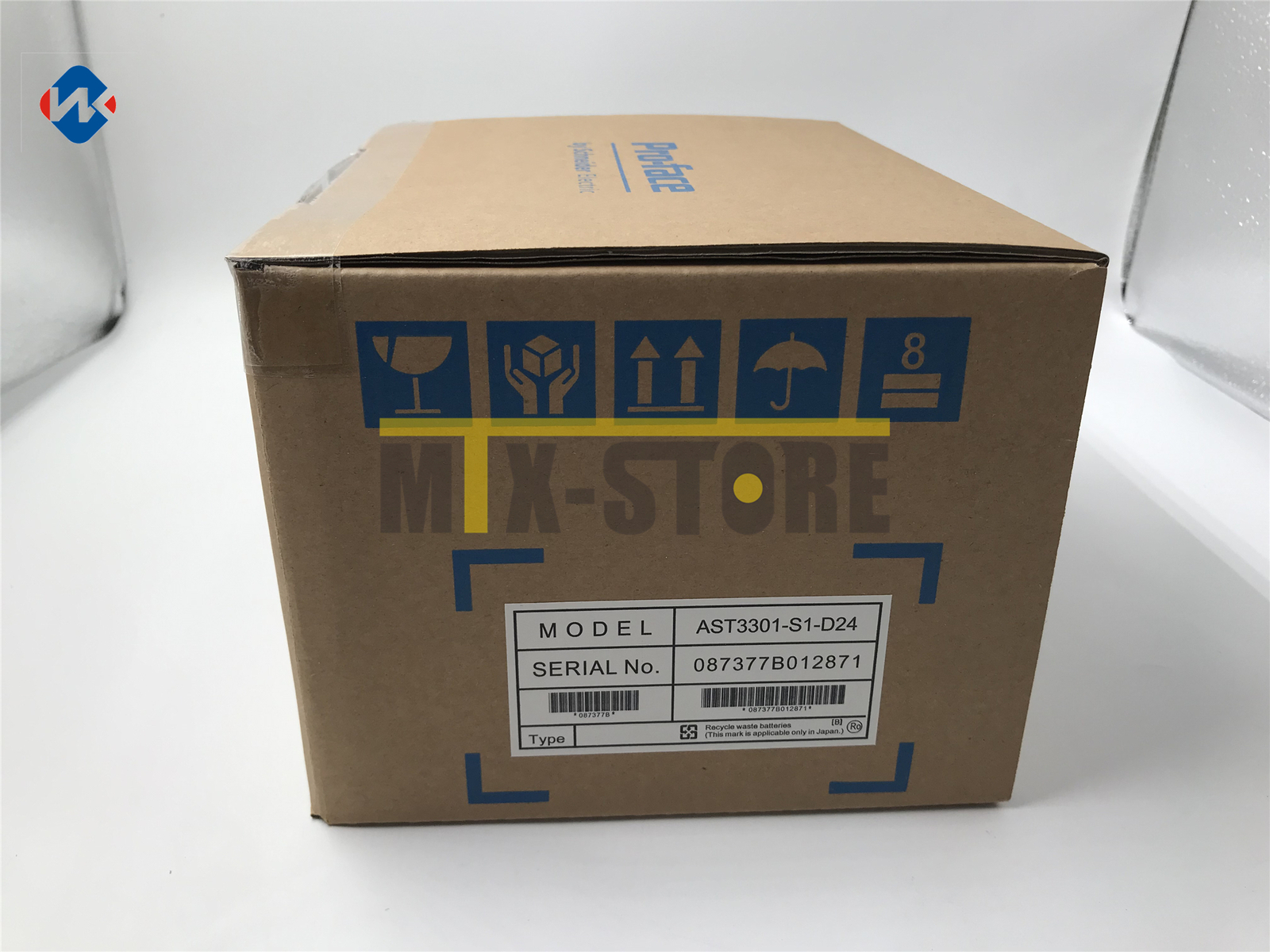 1PC Brand New Ones with in box Pro-Face AST3301-S1-D24 Brand New In Box