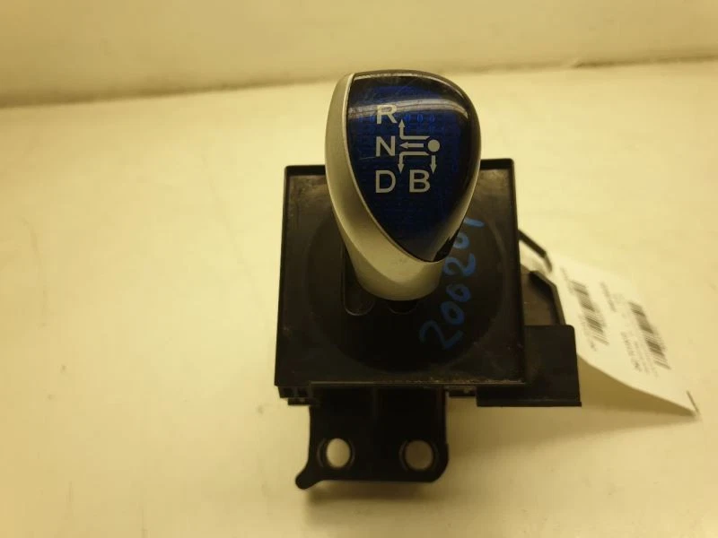 Toyota Prius II 2015 tracción delantera transmisión automática palanca de cambios conjunto  Foto 2 de 4