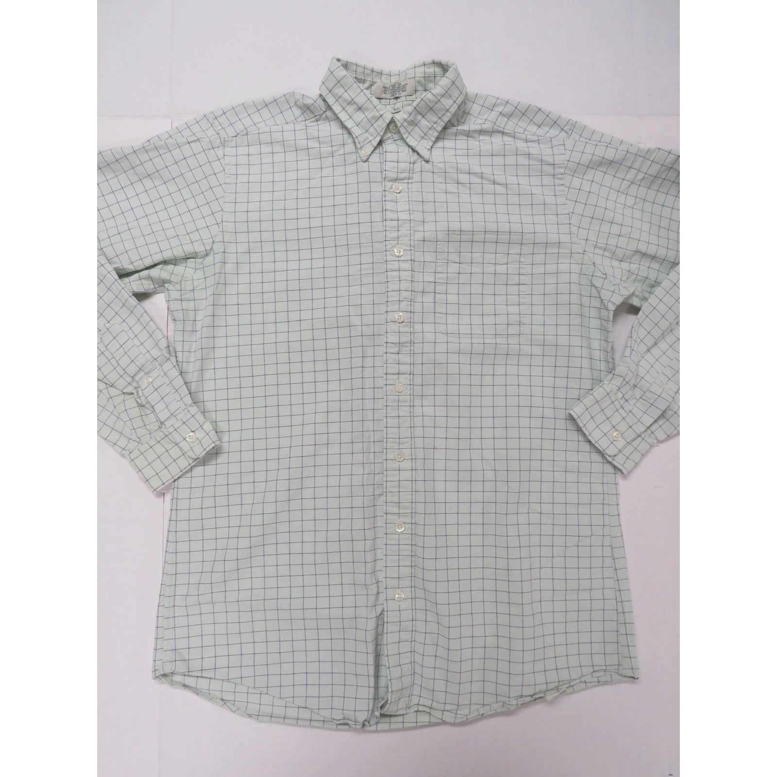 VTG LL Bean Men's 16-36 Button Down Shirt Long Sleeve Plaid Green Spring Outdoor