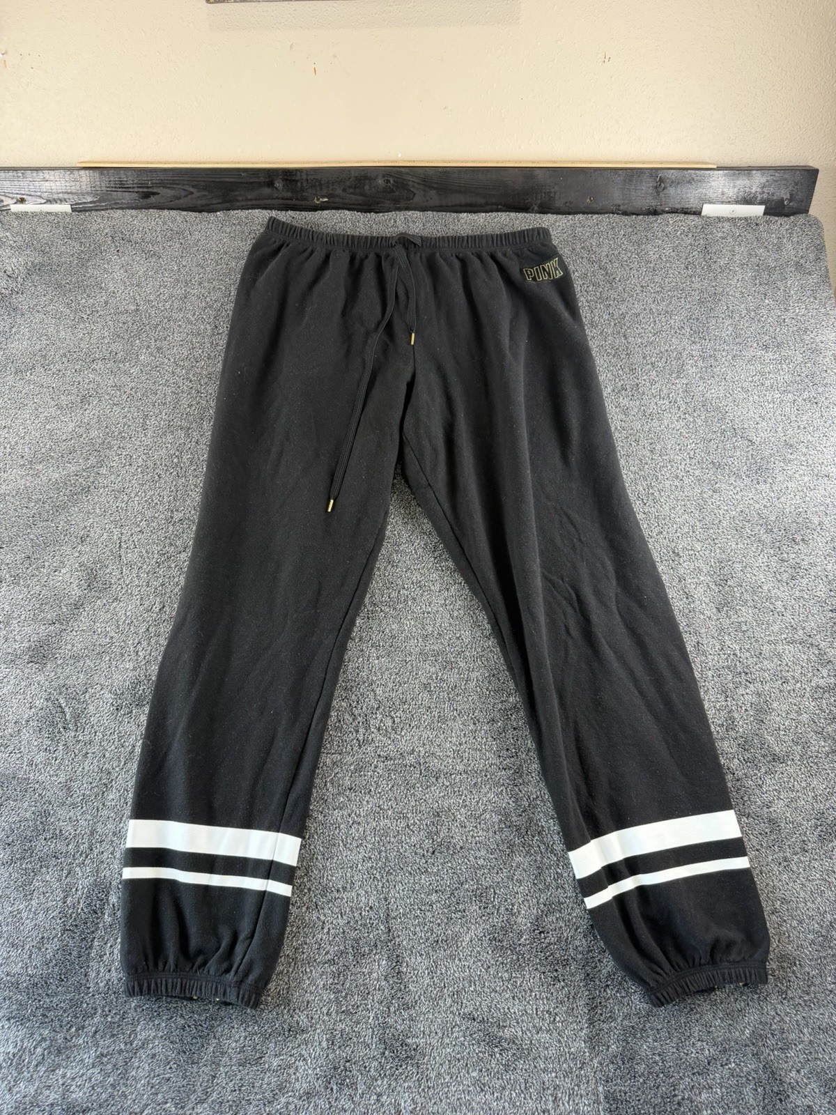 Women’s Victoria Secret Pink Joggers Size Large