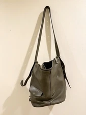 Marc Jacobs The Sling Leather Shoulder Bag
