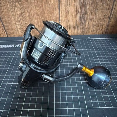 19 Vanquish 4000MHG Shimano Baitcasting Reel Used