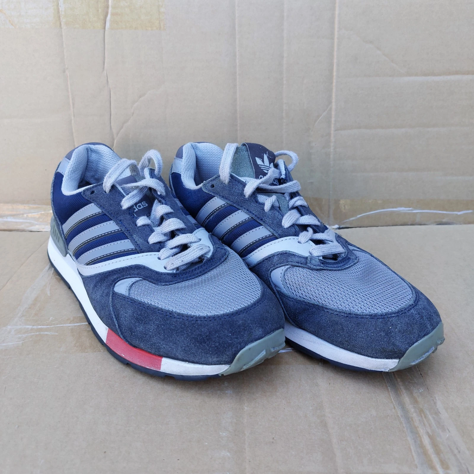 Scarpe da ginnastica Adidas Quesence taglia 9