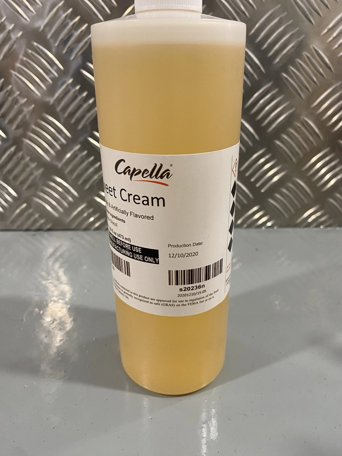Capella Sweet Cream Flavour 16oz 473ml Production Date 10/12/2020 3