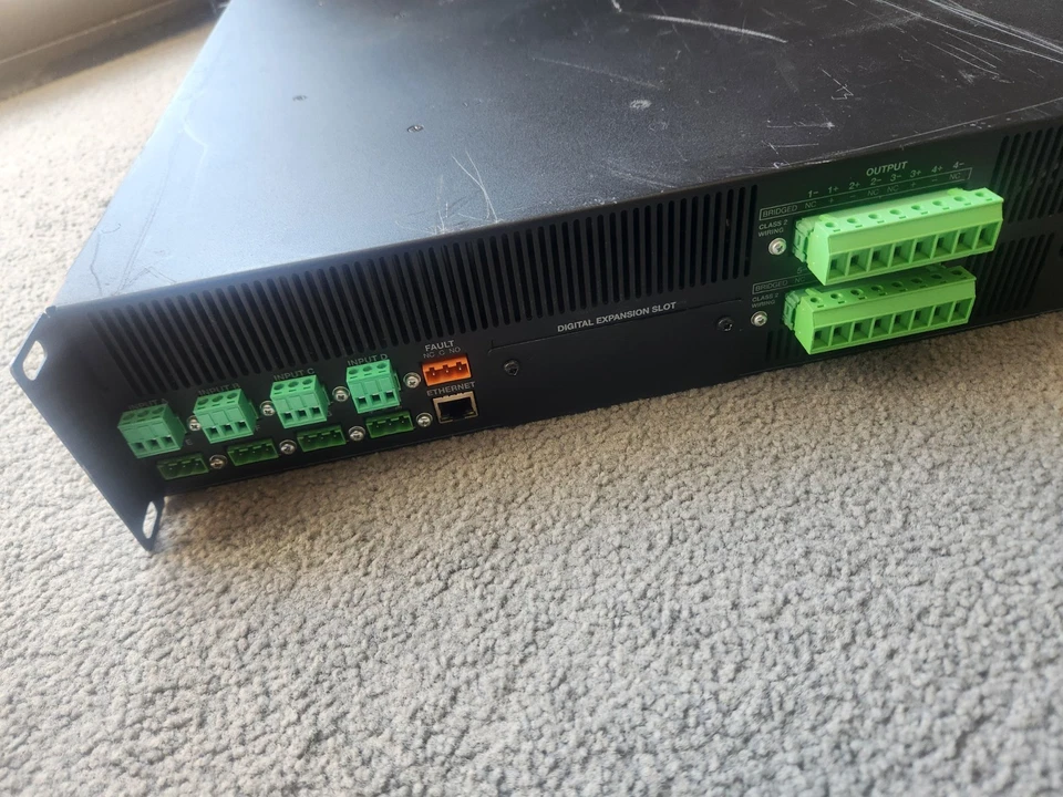 Bose PowerMatch PM8250 Configurable Professional Power Amplifier - Image 3 of 4