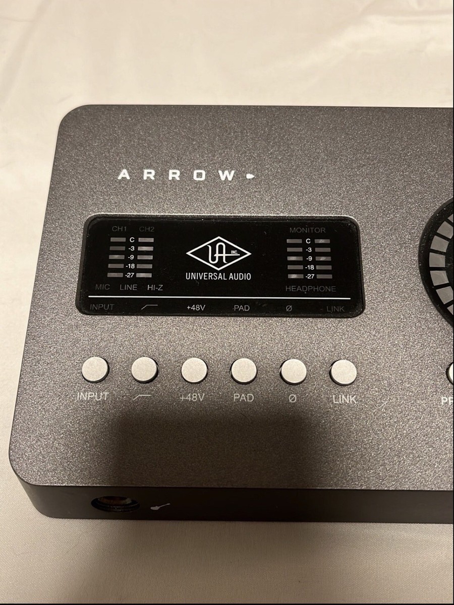 Universal Audio Arrow Thunderbolt 3 2 x 4 Channels 192 KHz Audio