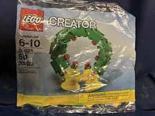 LEGO 30028 Creator 2011 Retired Christmas Holiday Winter Wreath Polybag Sealed