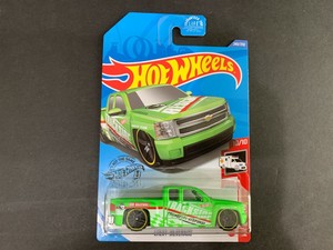 hot wheels chevy silverado 1 64 2020 p case treasure hunt ebay ebay