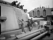 WW2 WWII Photo World War Two /British Battlecruiser HMS Hood   7482