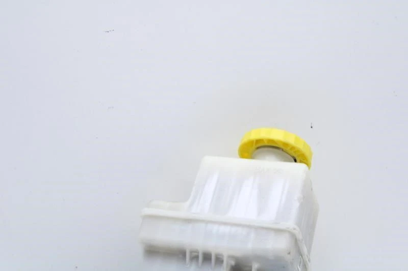 Jeep Gladiator 2020-2024 cilindro maestro de freno de 3,6 L con depósito 68465216AA OEM Foto 3 de 4