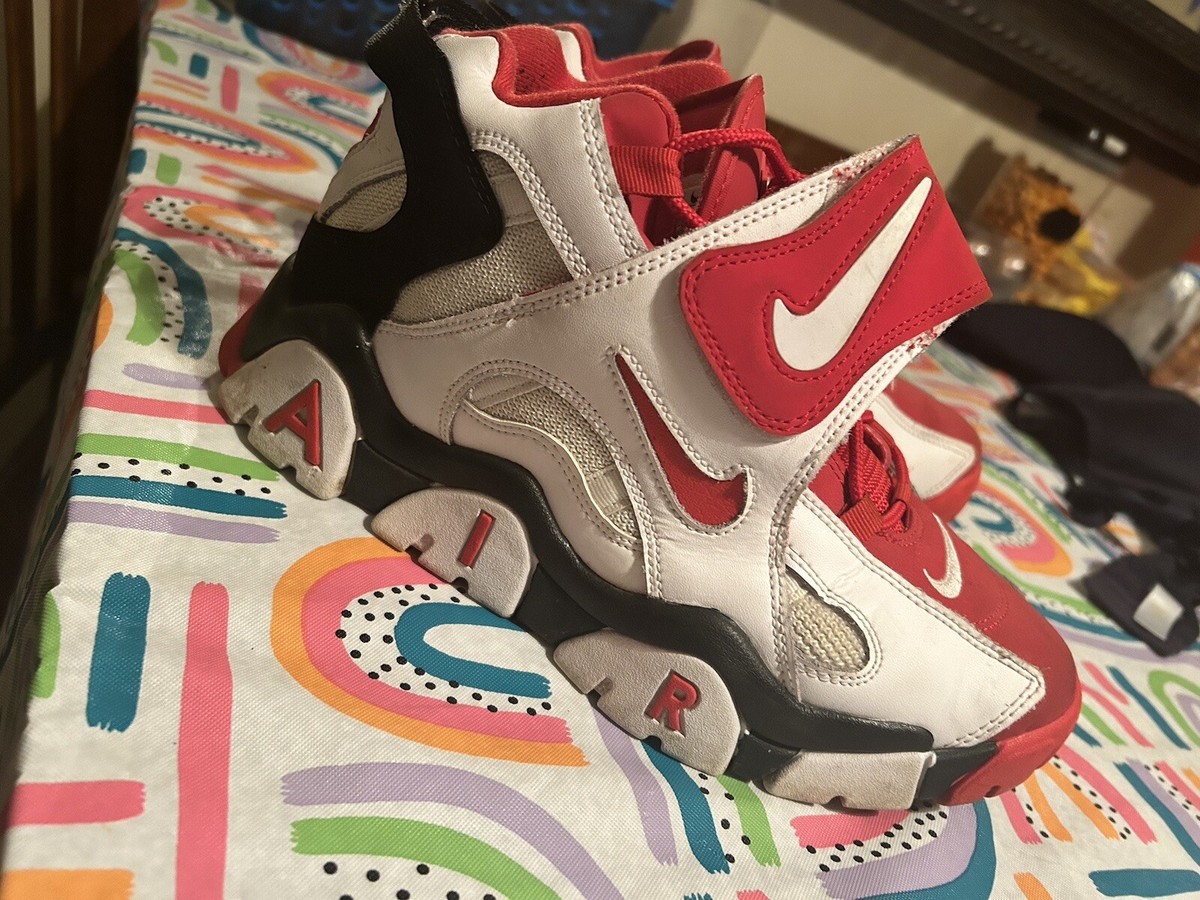 nike air barrage university red