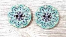 flowers boho wood sewing buttons 2 holes 1 inch blue (set 1301)