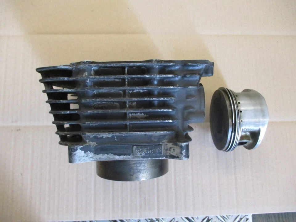 Cylindre / piston 34K00 pour Yamaha 600 XT Ténéré - 34L - 43F - 55W - Photo 2/4