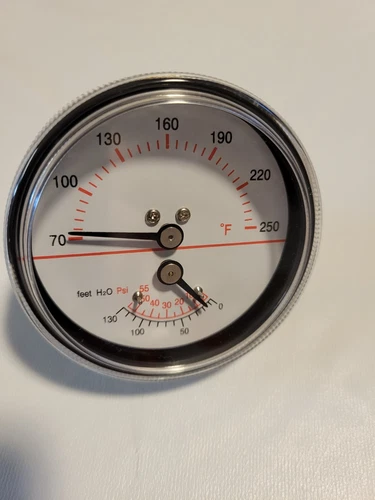 Jones Stephens J40558 Tridicator 2-1/2" Face, Angle 1" Stem 1/4" NPT - Picture 1 of 5