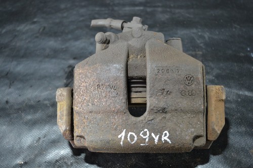VW Passat 3C Bremssattel vorne rechts Halter Bremssattelträger (109)