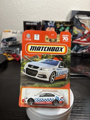 MATCHBOX  70 YEARS  HOLDEN VF COMMODORE SSV