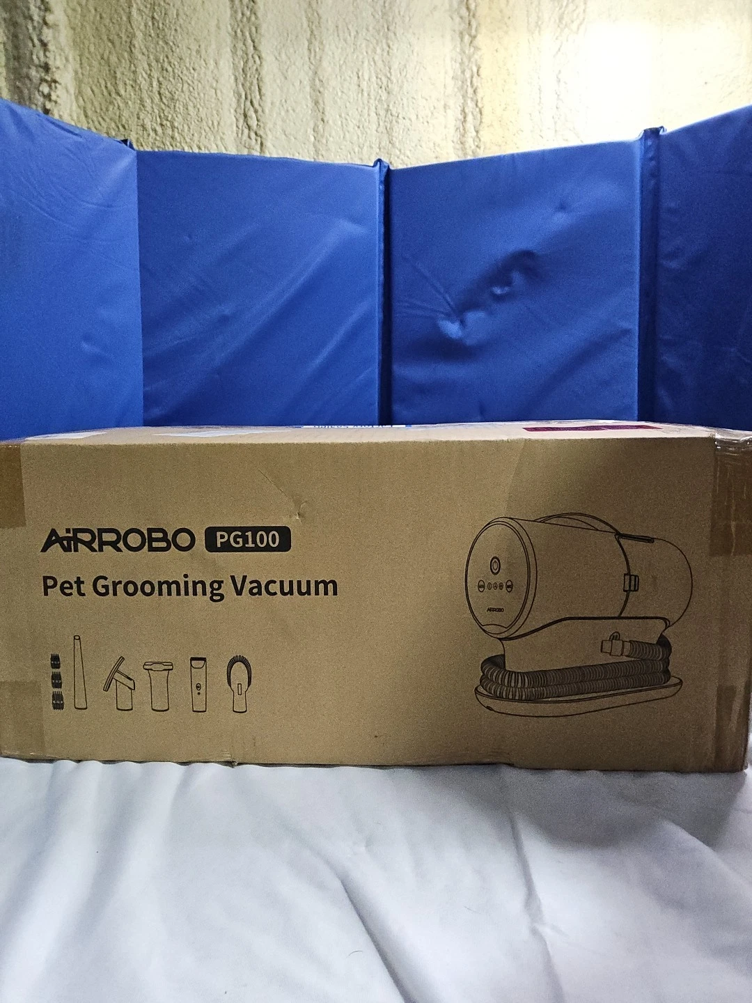 ¥AIRROBO PG100 Pet Grooming Vacuum & 5 Grooming Tools *AS PICTURED, NEW*