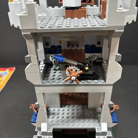 Lego Castle Drawbridge Defense 7079 w/book - near complete minus a few figs