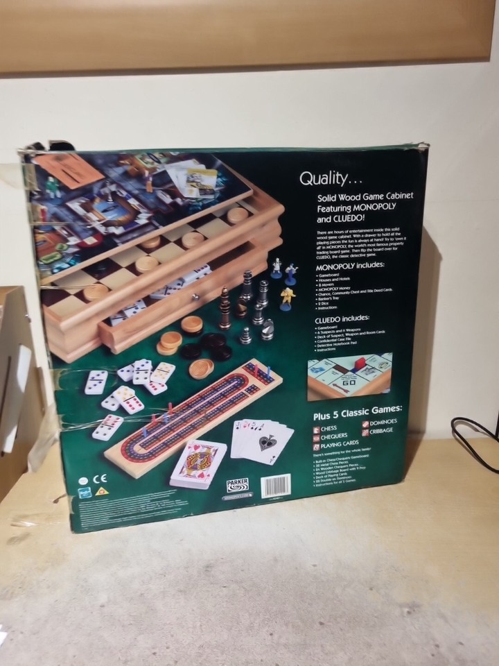 Monopoly & Cluedo Board Games Compendium Table Top Wooden 7