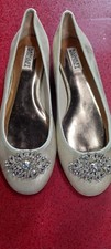 Badgley Mischka Bianca Embellished Ivory Ballet Flat  Sz 9