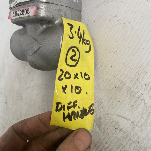 FRONTLINE Stainless 1/4" DN8 Globe Valve Class 900 F304 Body Seat Socket weld. - Picture 7 of 14
