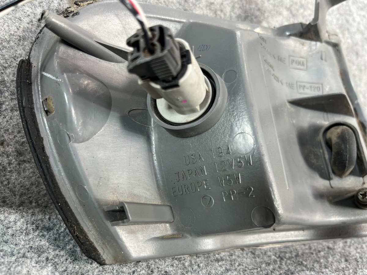 GF Impreza GF2 GF5 GF8 Subaru OEM Turn Signal Light Lamp