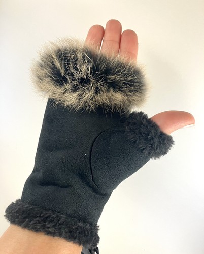 Women's Rabbit Faux Suede polyester Wrist Fingerless Winter Warm Mitten Gloves - Picture 4 of 4