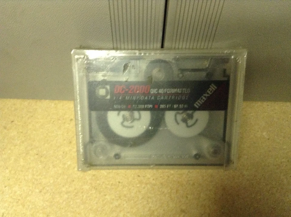 x20x Maxell DC-2000 QIC 40 Formateado 1/4" Mini Cartucho de Datos 120 MB 205 pies Foto 2 de 3