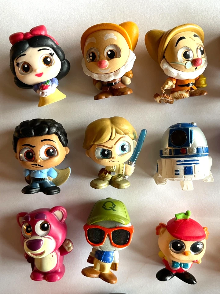 Disney Doorables Lot of 30 Figures and Purple Ultimate Collector's Carrying Case - Image 2 of 4