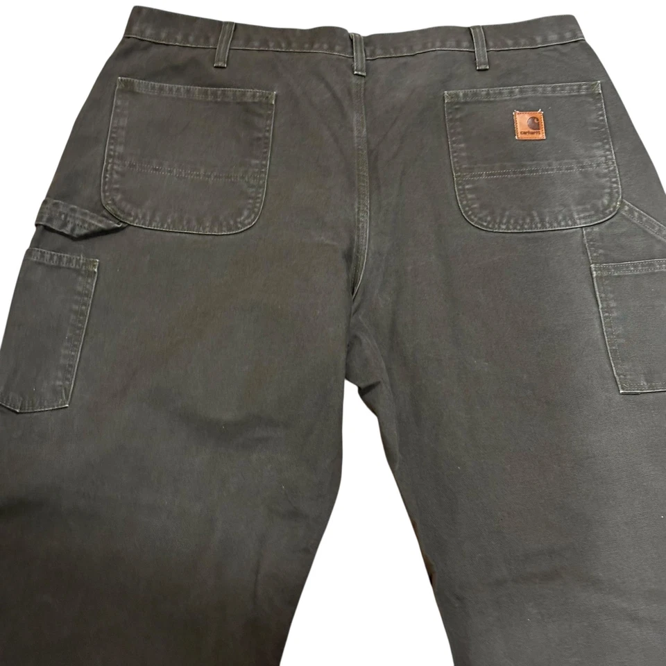 Pantalones de Trabajo Carhartt B11 MOS Caqui Lona Calce Relajado Para Hombres En muy buen estado Talla 42x30 Foto 2 de 4