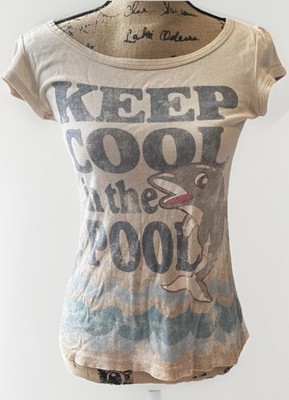 Keep Cool In The Pool Dolphin Graphic Tee Womens XL Y2K Beach Baby Tee
