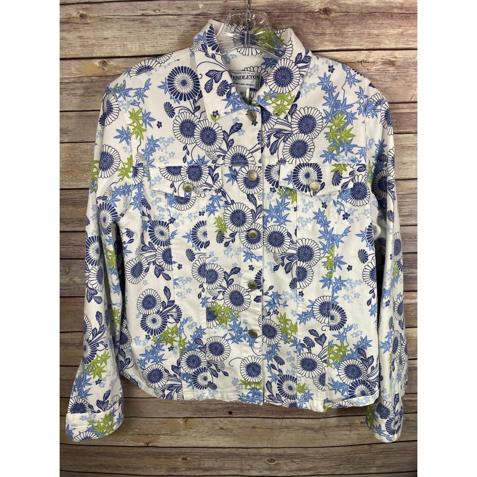 Pendleton Women’s White Floral Pattern Button‑Up … - image 1