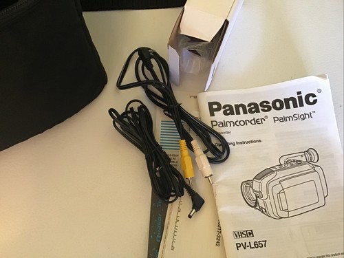Panasonic Palmcorder PalmSight PV-L657D VHSC 22x Digital Zoom Camcorder Bundle - Picture 8 of 16