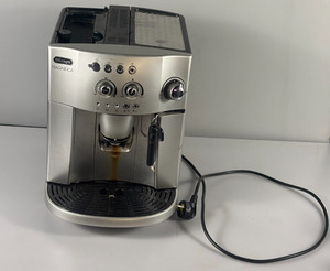 Kaffeevollautomat Delonghi ESAM4200.S  Teile Ersatzteilspender #KF053