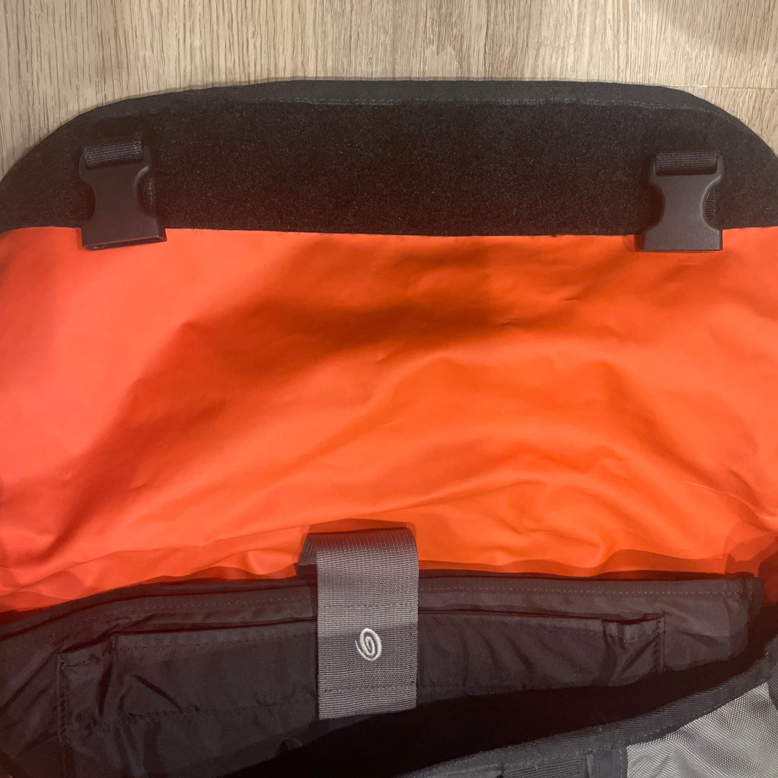 Timbuk2 Classic Messenger Bag 1K Club arancione grigio custodia per laptop fibbia VG