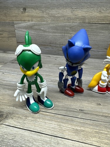 9 Sonic The Hedgehog 5” Posable Action Figures - Picture 2 of 14