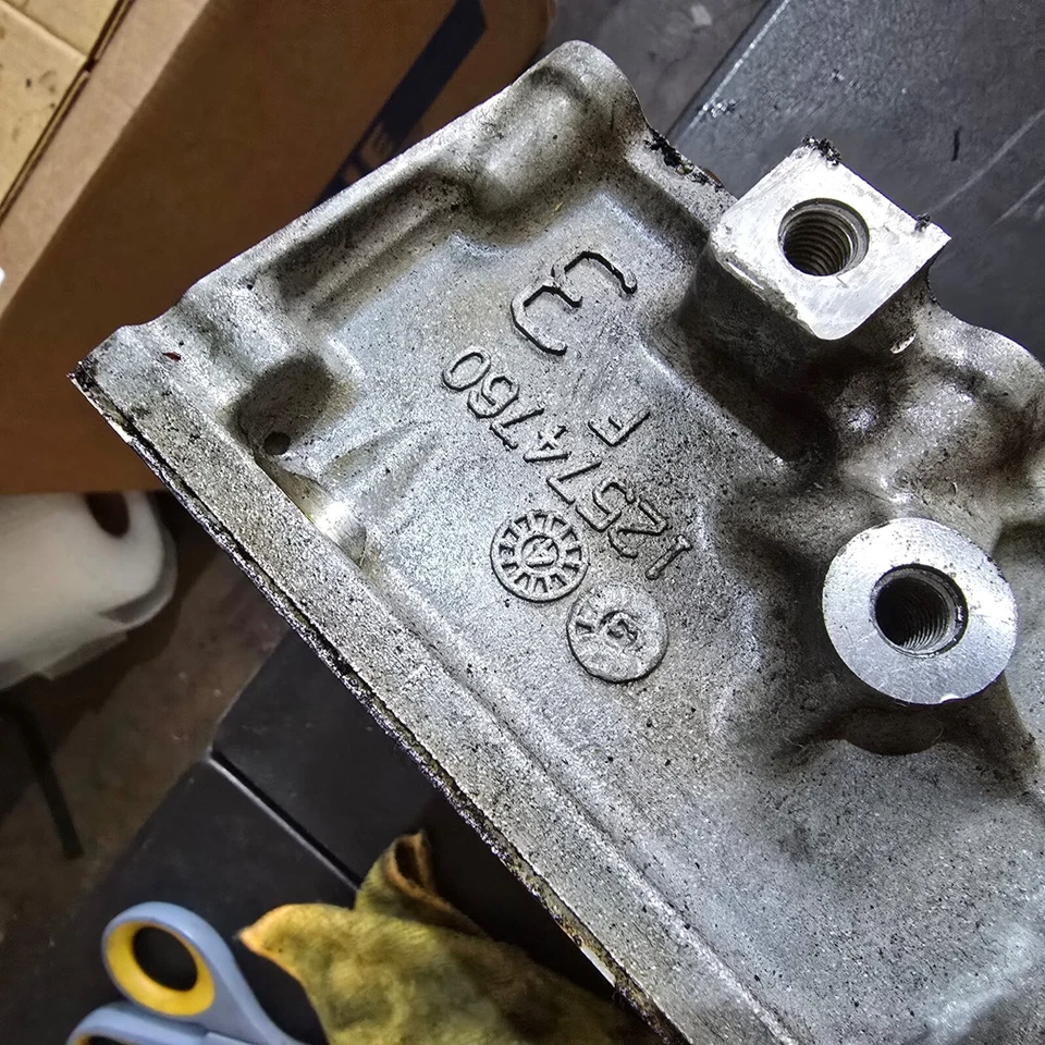 04-10 Cadillac XLR SRX 4.6L V8 Motor Bloque Cigüeñal Inferior Estuche OEM 51k Foto 3 de 3