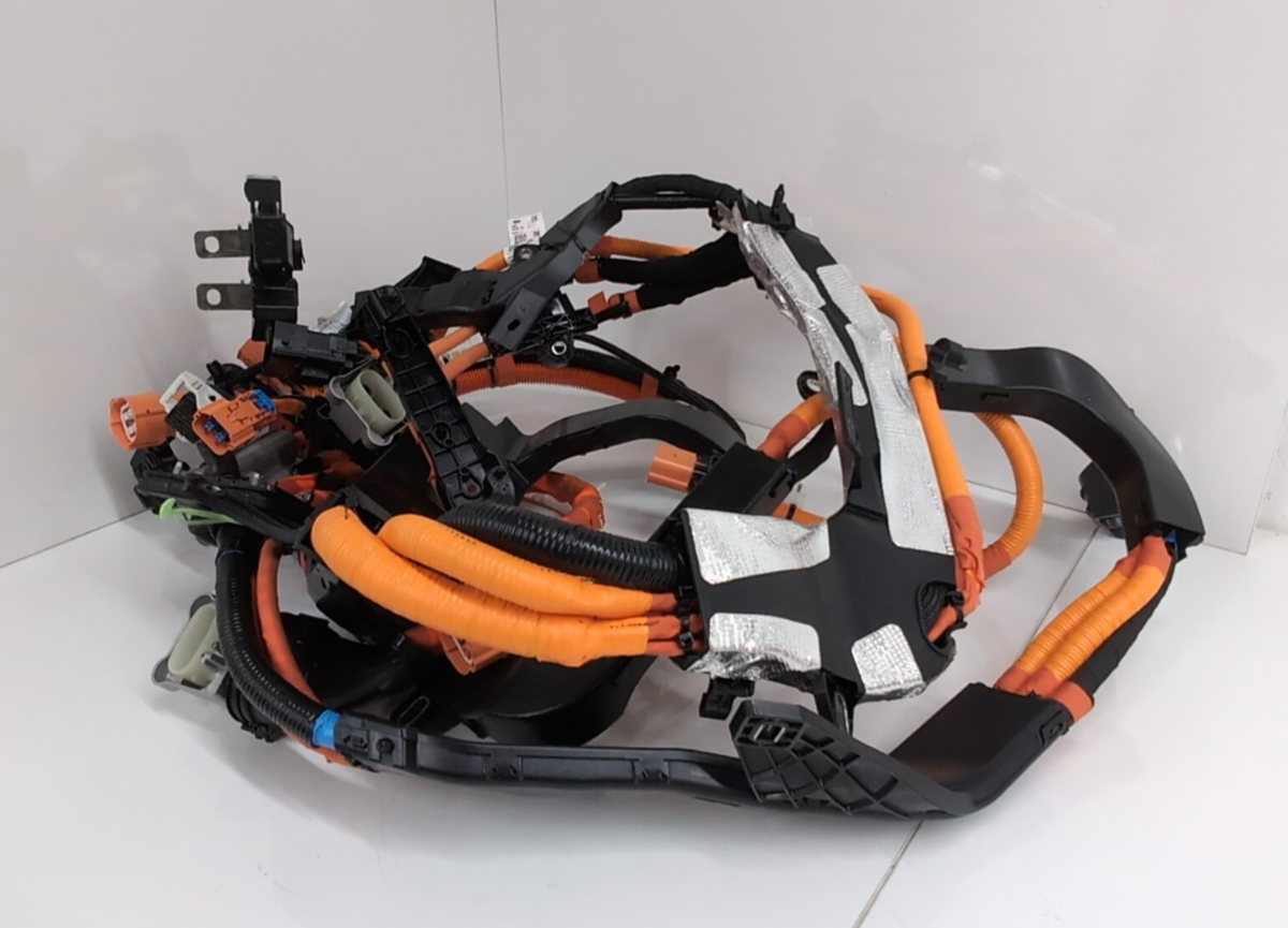 PO#7 OEM 2021-2025 Lincoln Corsair 2.5L Battery Cable Assembly