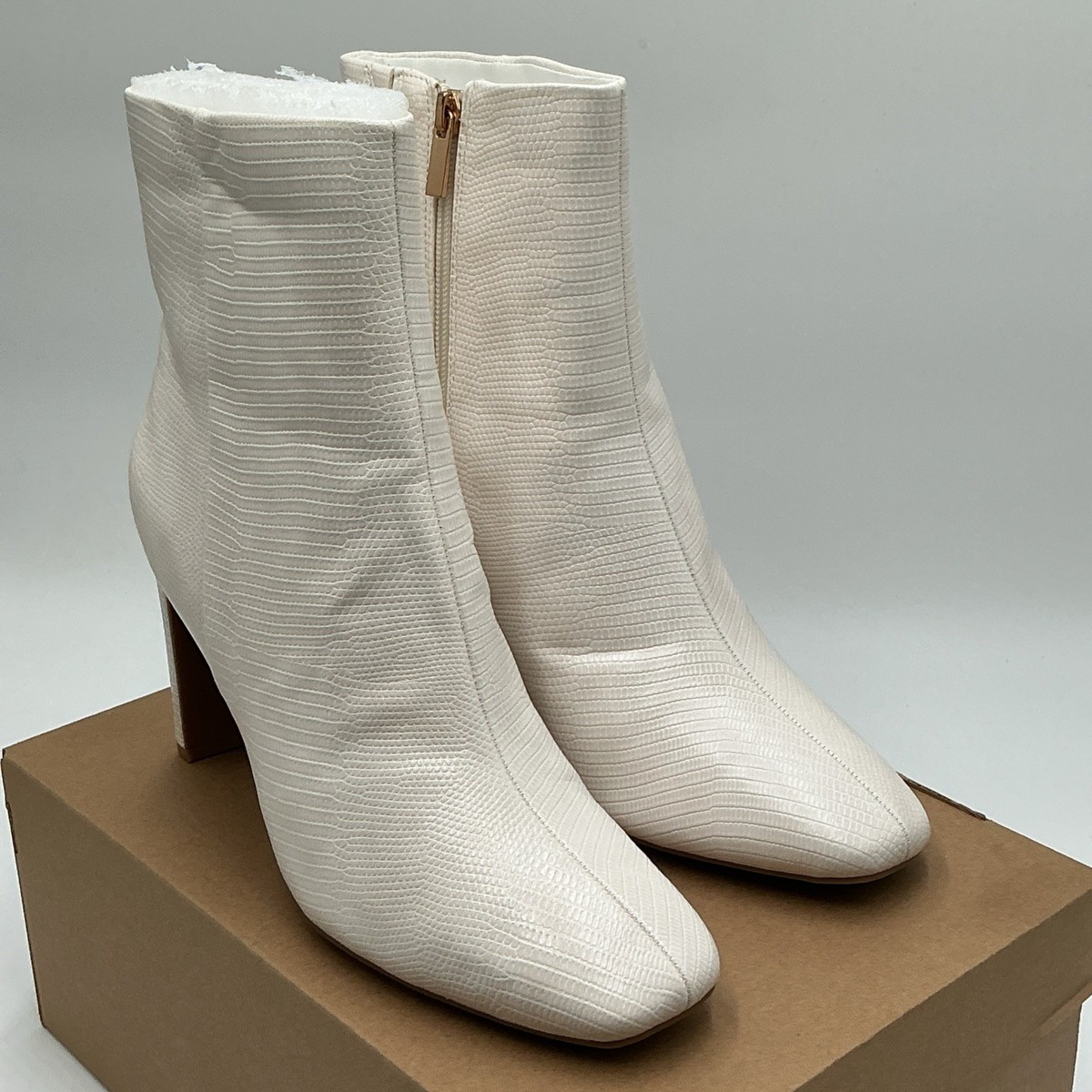 Journee Collection Sarla Boots Womens 10 White Lizard Texture
