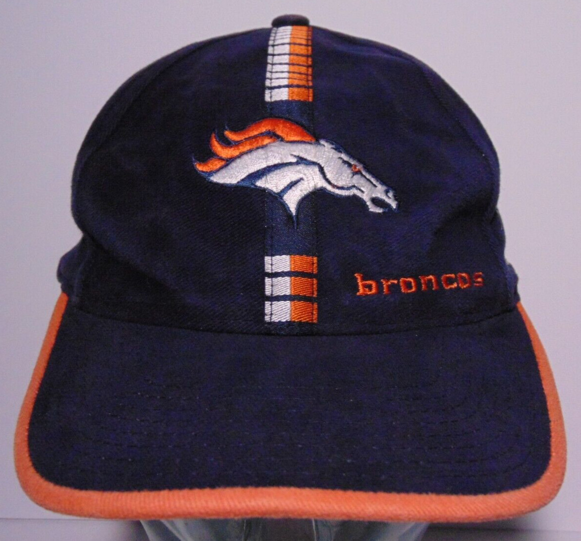 Vintage 90'S Denver Broncos NFL Trench Print Sweatshirt, Made in USA, Men's Size XL cotton red type reddish brown Vintage Second Hand