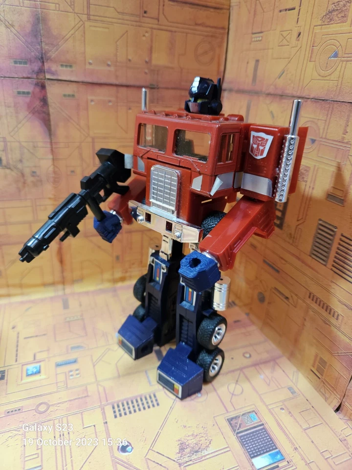 G1 Optimus Prime/Ultra Magnus 3D Resin Printed Weapon+hands+storage System - Image 2 of 4