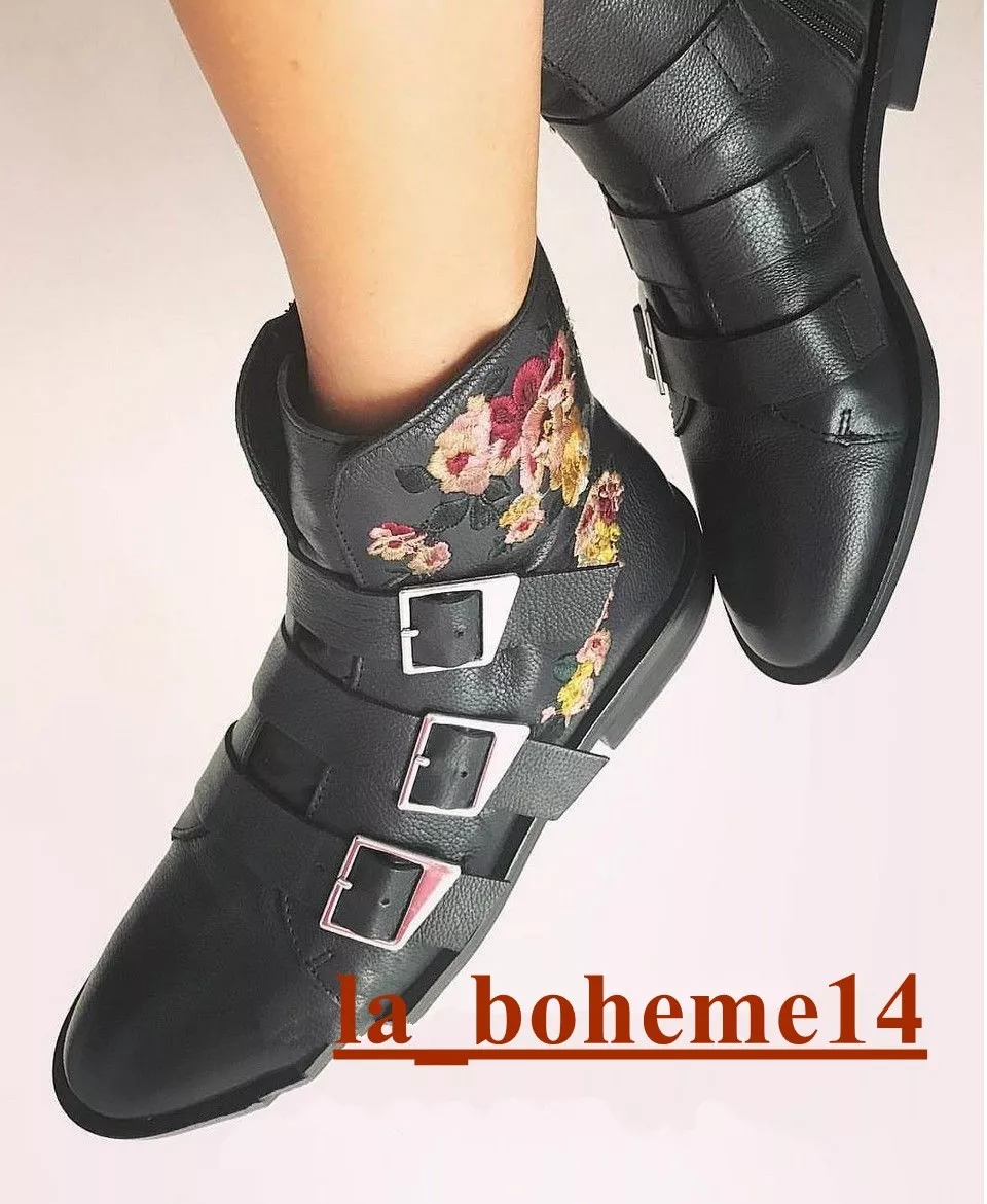 Embroidered flat boots cheap
