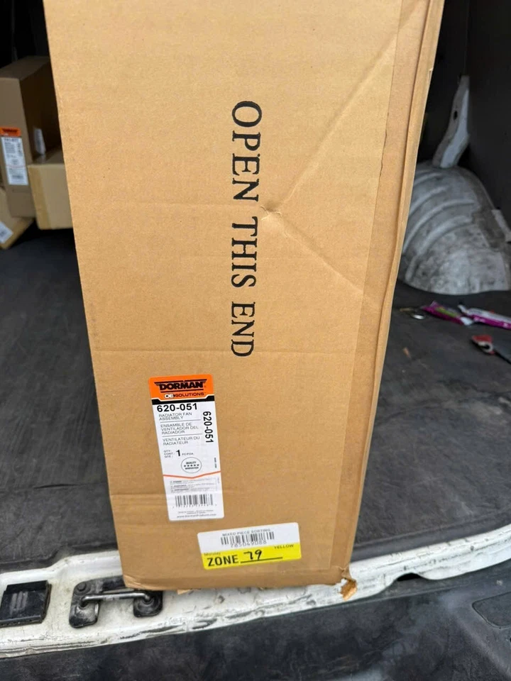 Conjunto de ventilador de refrigeración del motor Dorman 620-051 compatible con modelos seleccionados de Jeep... Foto 2 de 2